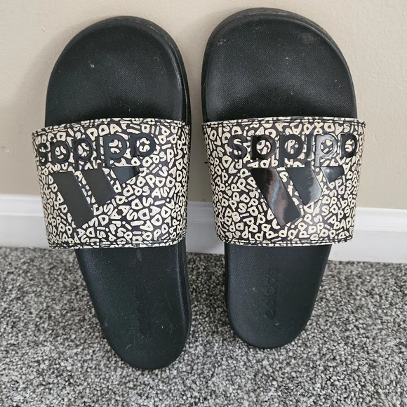 Adidas Black and Tan Slide Size 11 Slides/Sandals - Picture 2 of 11